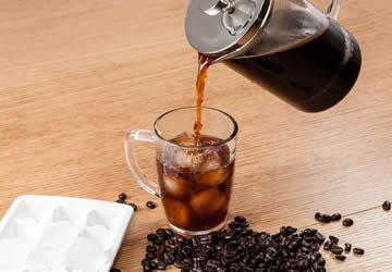 How to Brew Iced Coffee